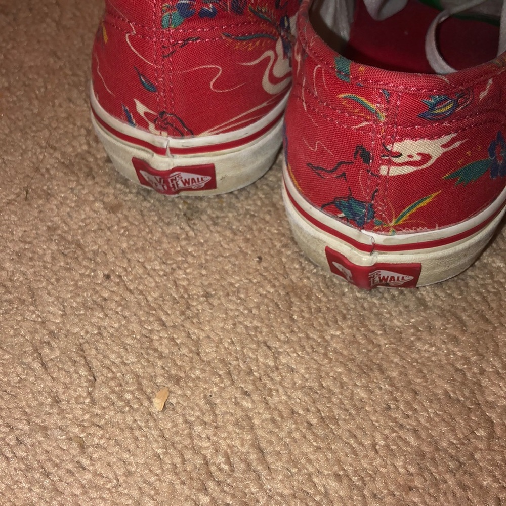 Vans - Picture 3 of 4